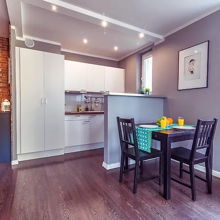 Rent Like Nowogrodzka 78 Lägenhet